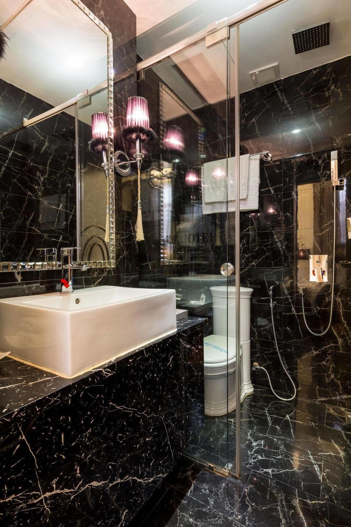 A&Em Hai Ba Trung Hotel Thành Pho Ho Chí Minh Esterno foto