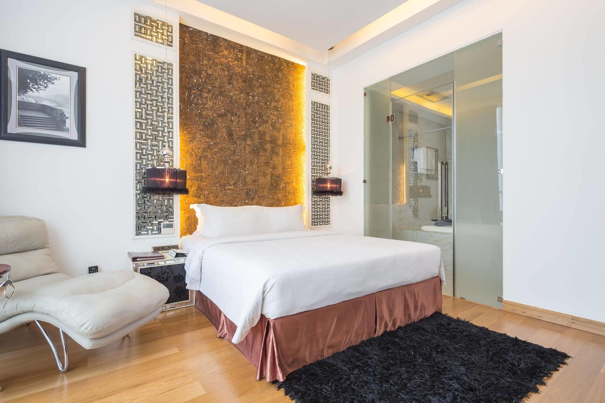 A&Em Hai Ba Trung Hotel Thành Pho Ho Chí Minh Esterno foto